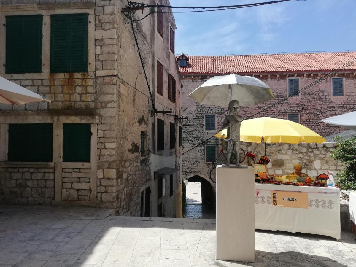 2 Cannons/Old Town Šibenik Exterior foto